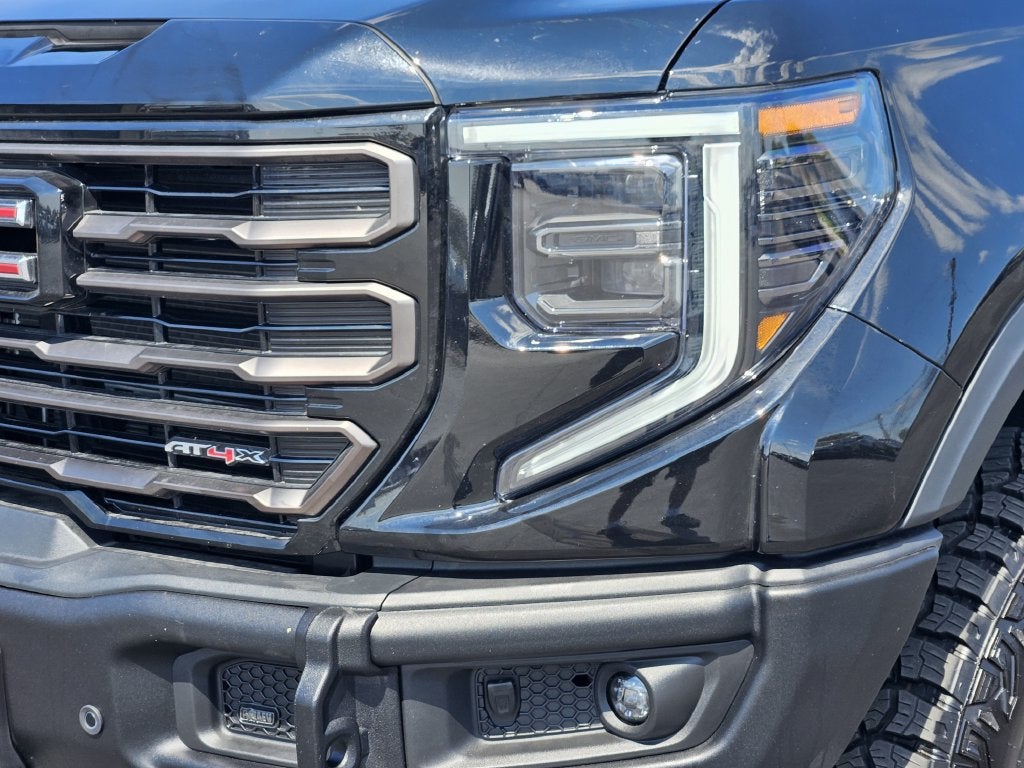 2026 GMC Sierra 1500 AT4X - Photo 8