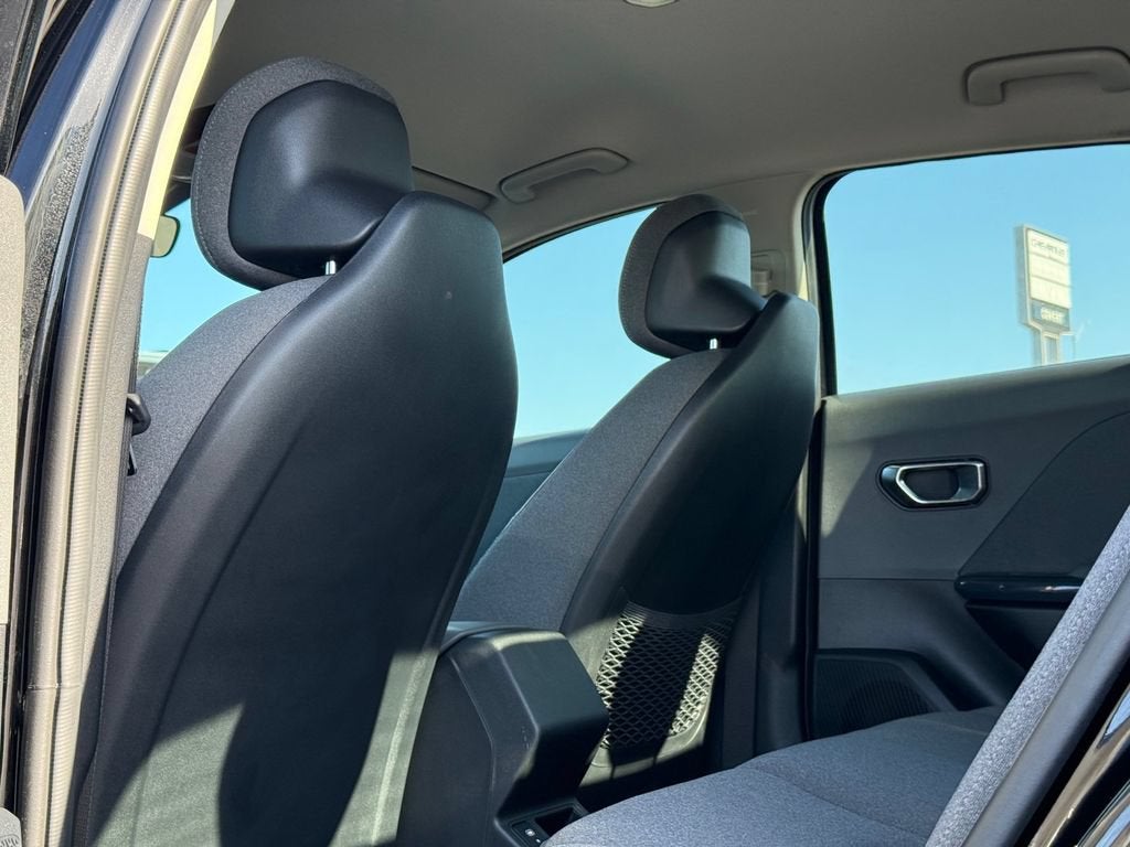 2025 Kia K4 EX - Photo 20