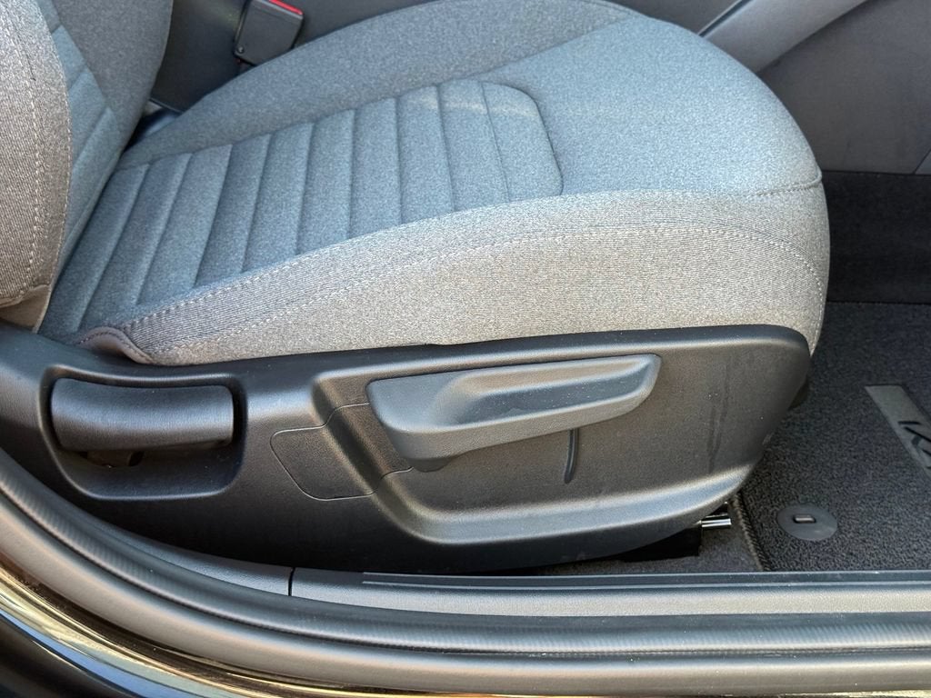 2025 Kia K4 EX - Photo 27