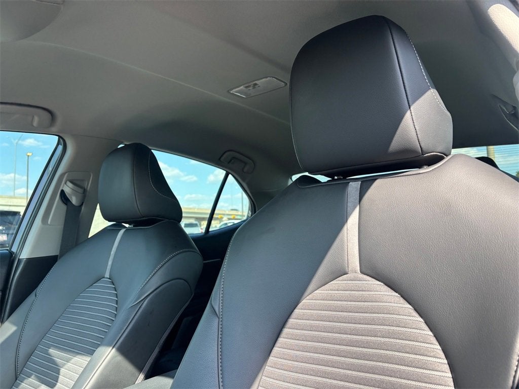 2023 Toyota Camry Hybrid SE