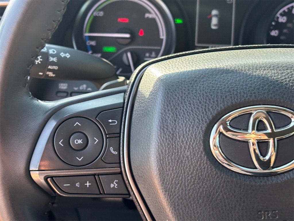 2023 Toyota Camry Hybrid SE