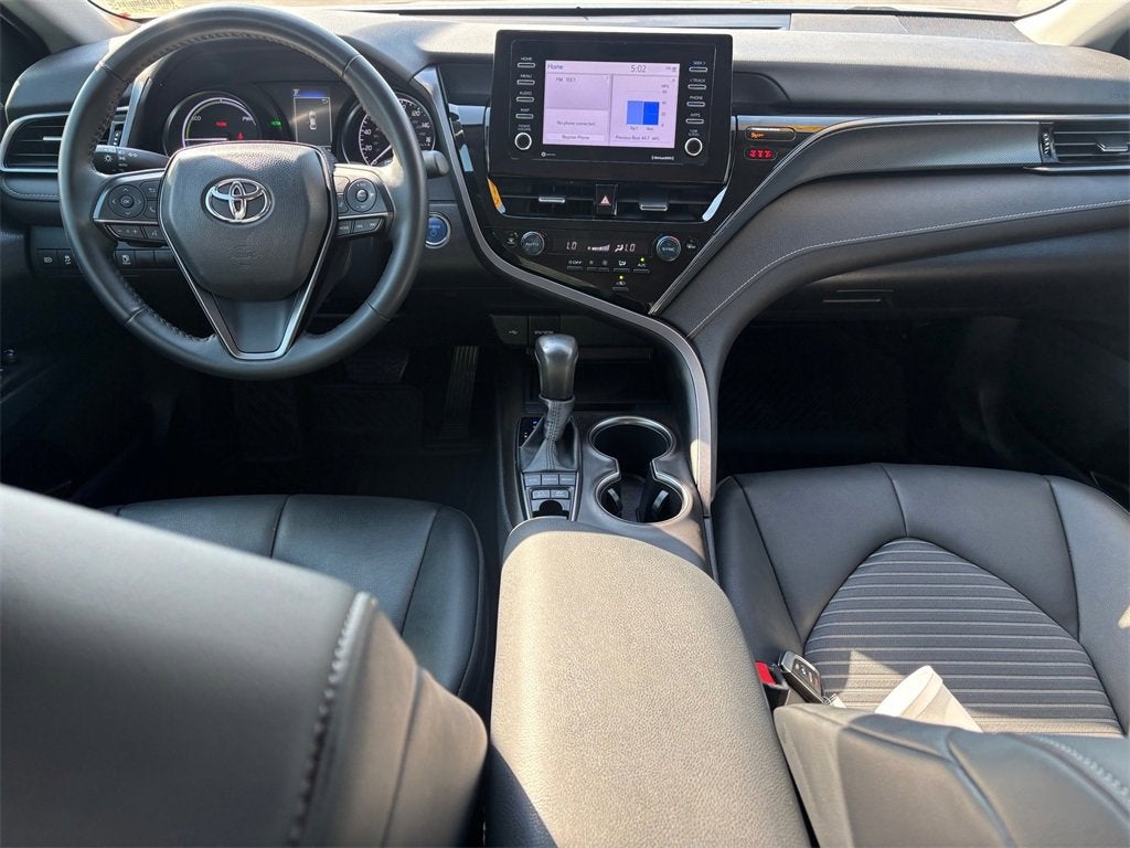 2023 Toyota Camry Hybrid SE