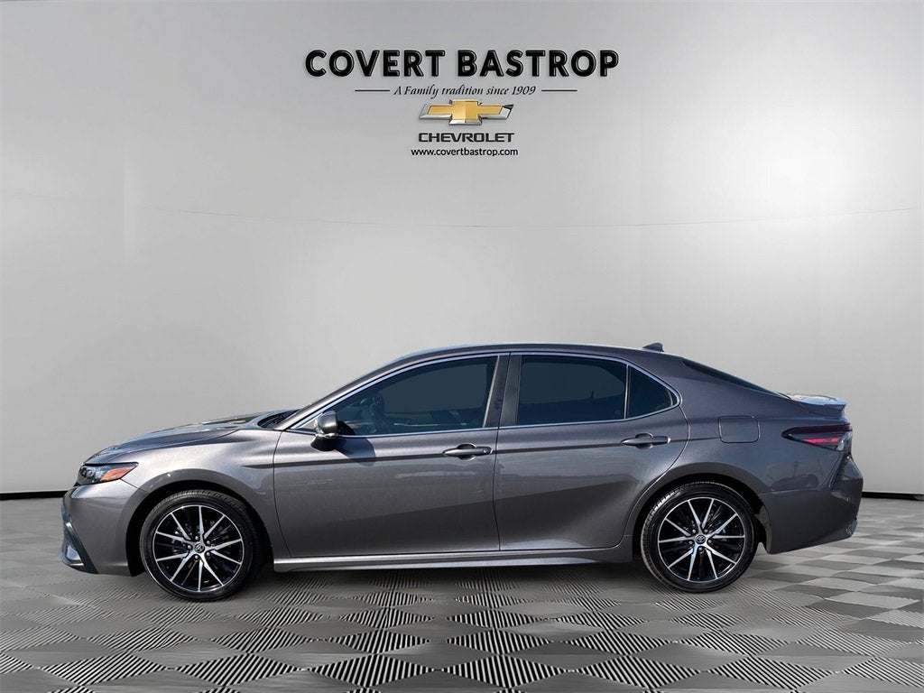 2023 Toyota Camry Hybrid SE