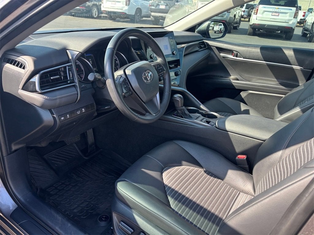 2023 Toyota Camry Hybrid SE