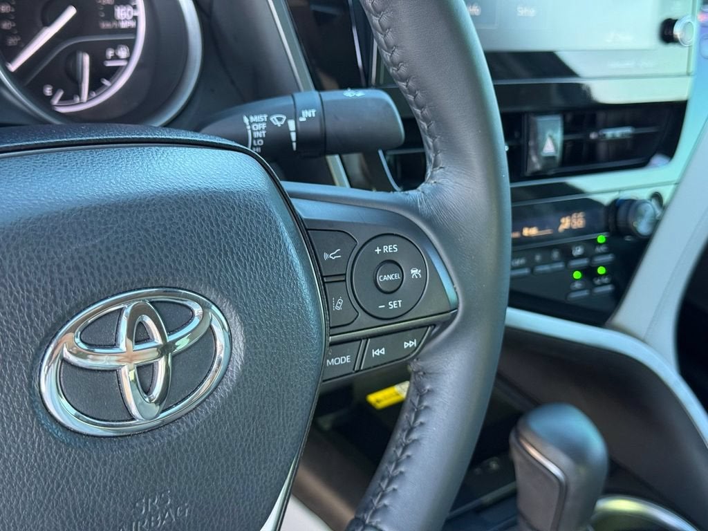 2024 Toyota Camry Hybrid SE