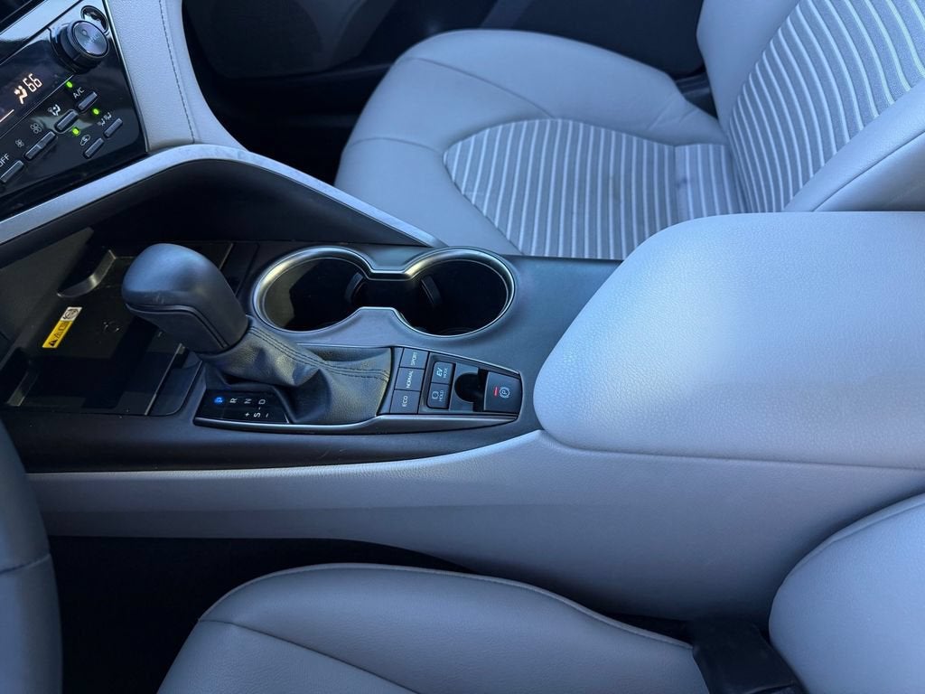2024 Toyota Camry Hybrid SE