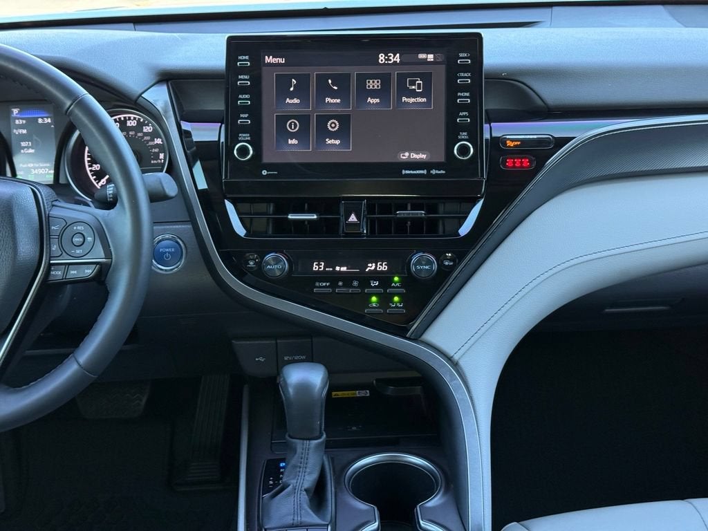 2024 Toyota Camry Hybrid SE