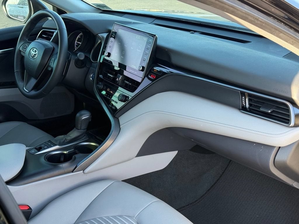 2024 Toyota Camry Hybrid SE