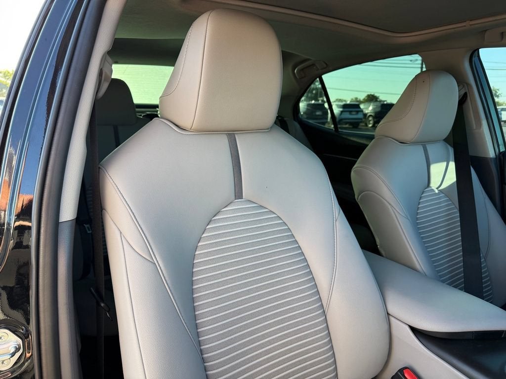 2024 Toyota Camry Hybrid SE