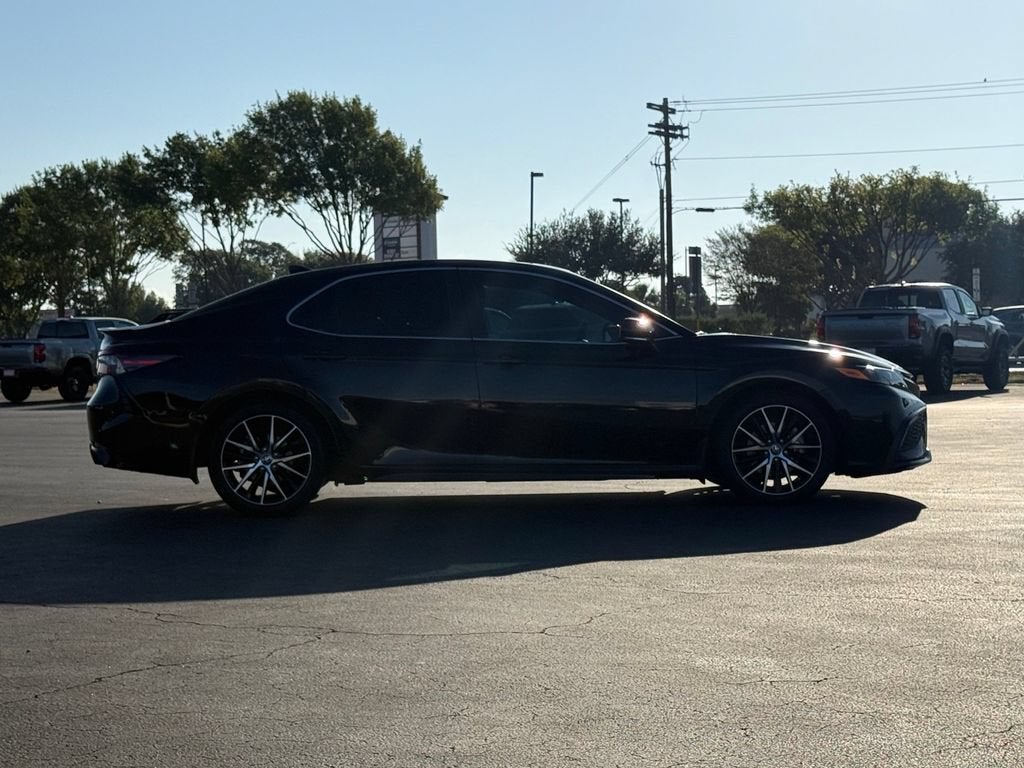 2024 Toyota Camry Hybrid SE