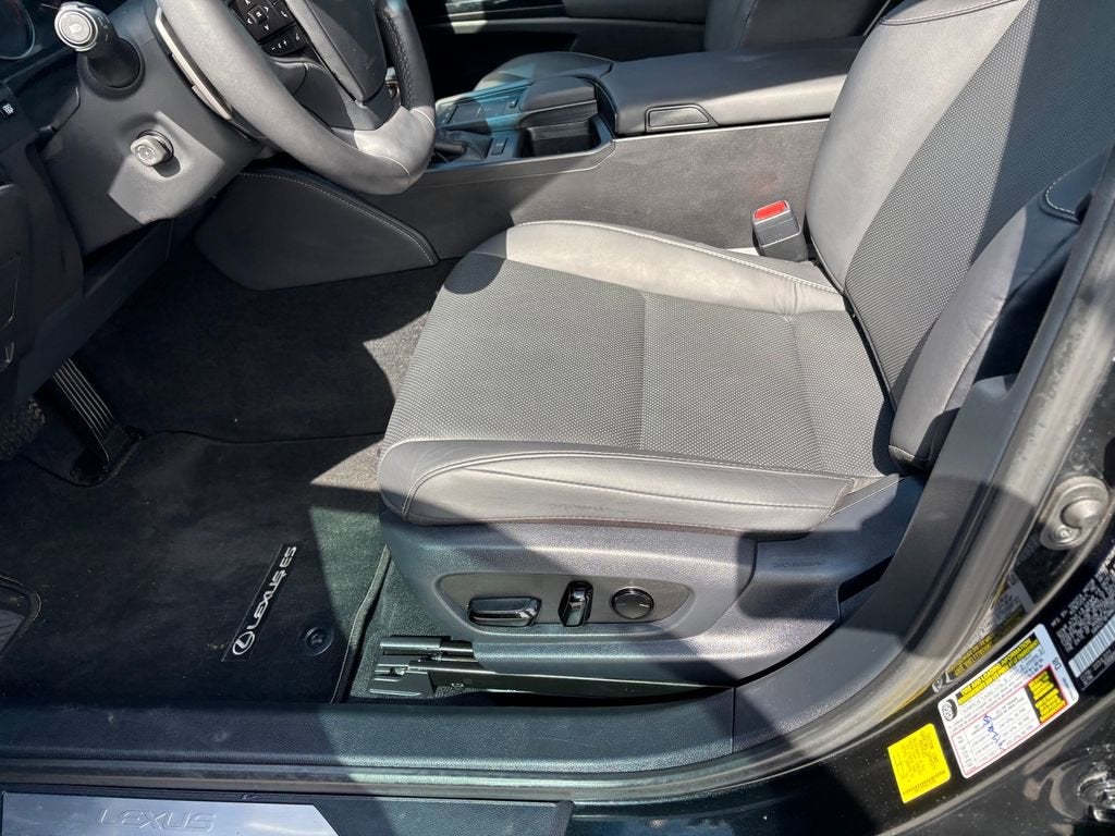 2022 Lexus ES ES 350