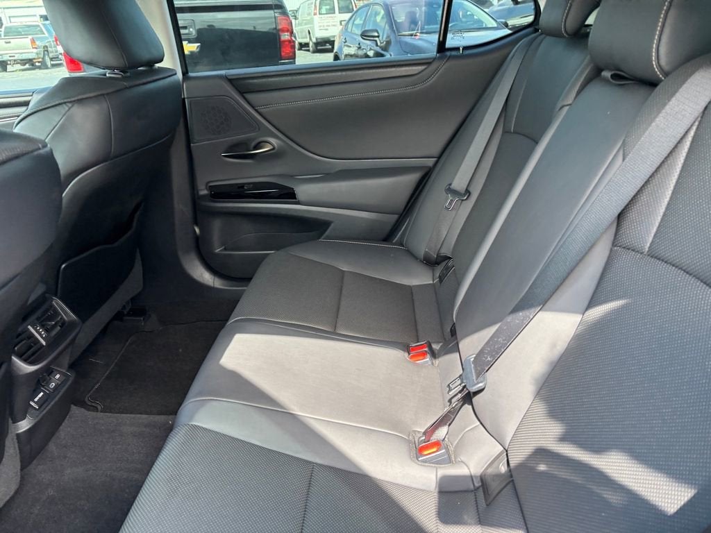 2022 Lexus ES ES 350