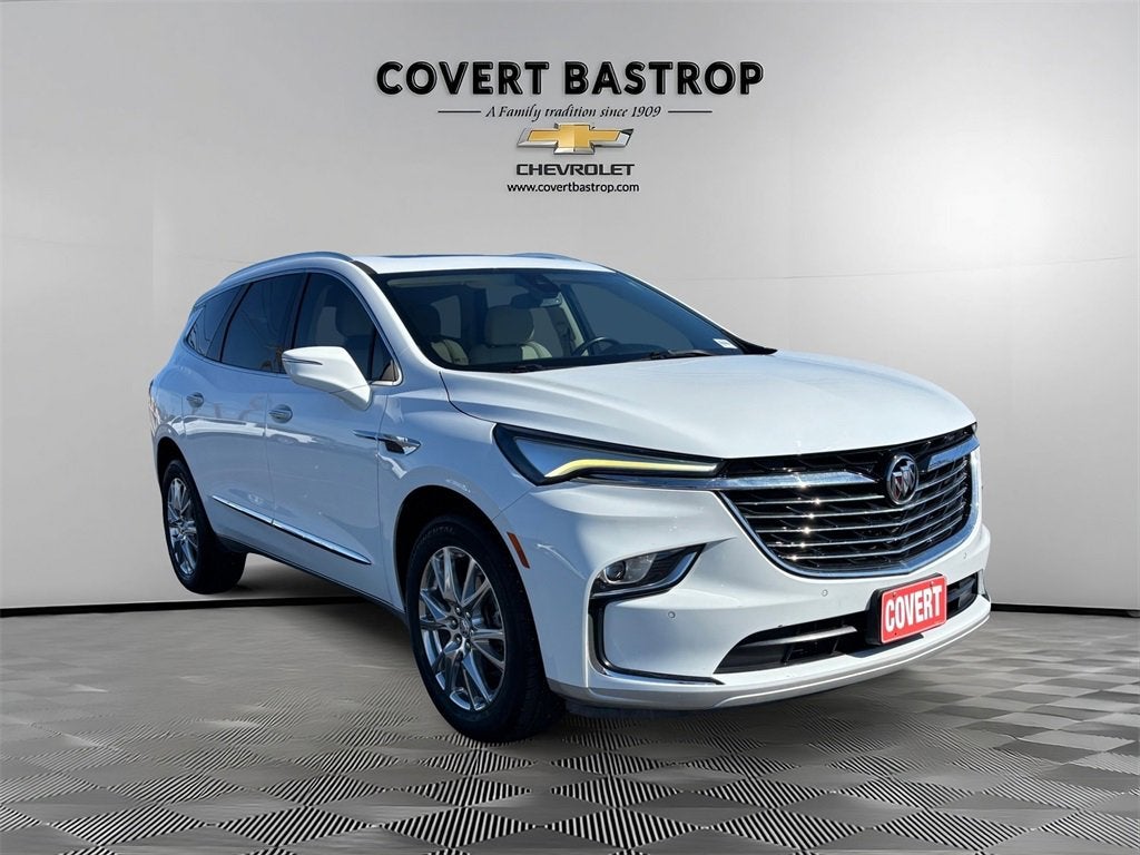 2023 Buick Enclave Essence