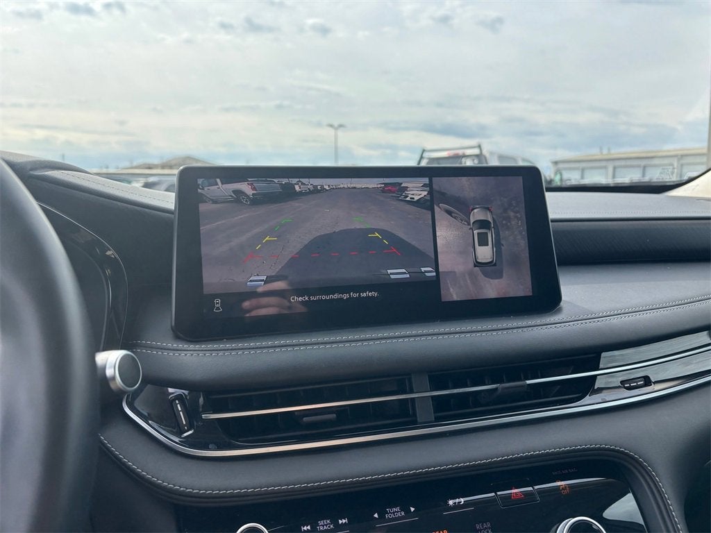 2023 INFINITI QX60 SENSORY