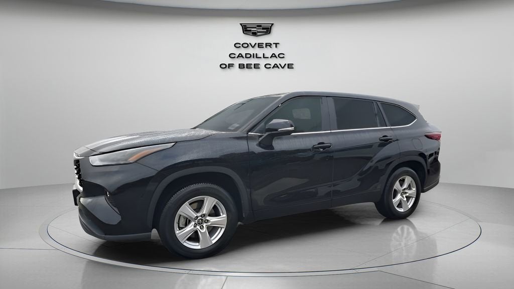 2025 Toyota Highlander LE