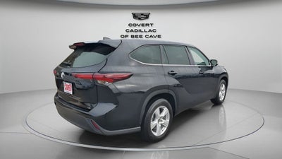 2025 Toyota Highlander LE