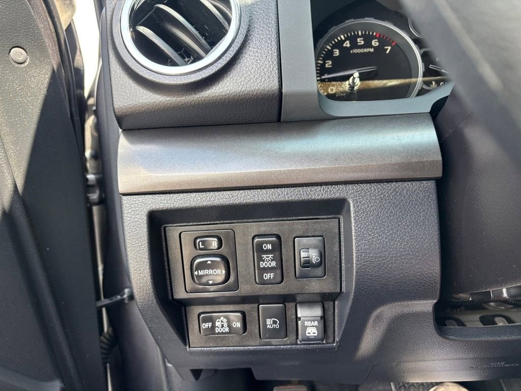 2019 Toyota Tundra 4WD SR5