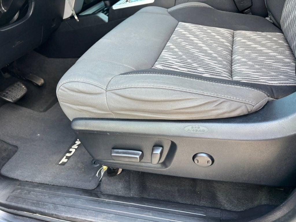 2019 Toyota Tundra 4WD SR5