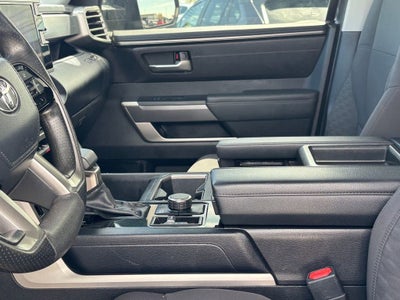 2022 Toyota Tundra 4WD SR5