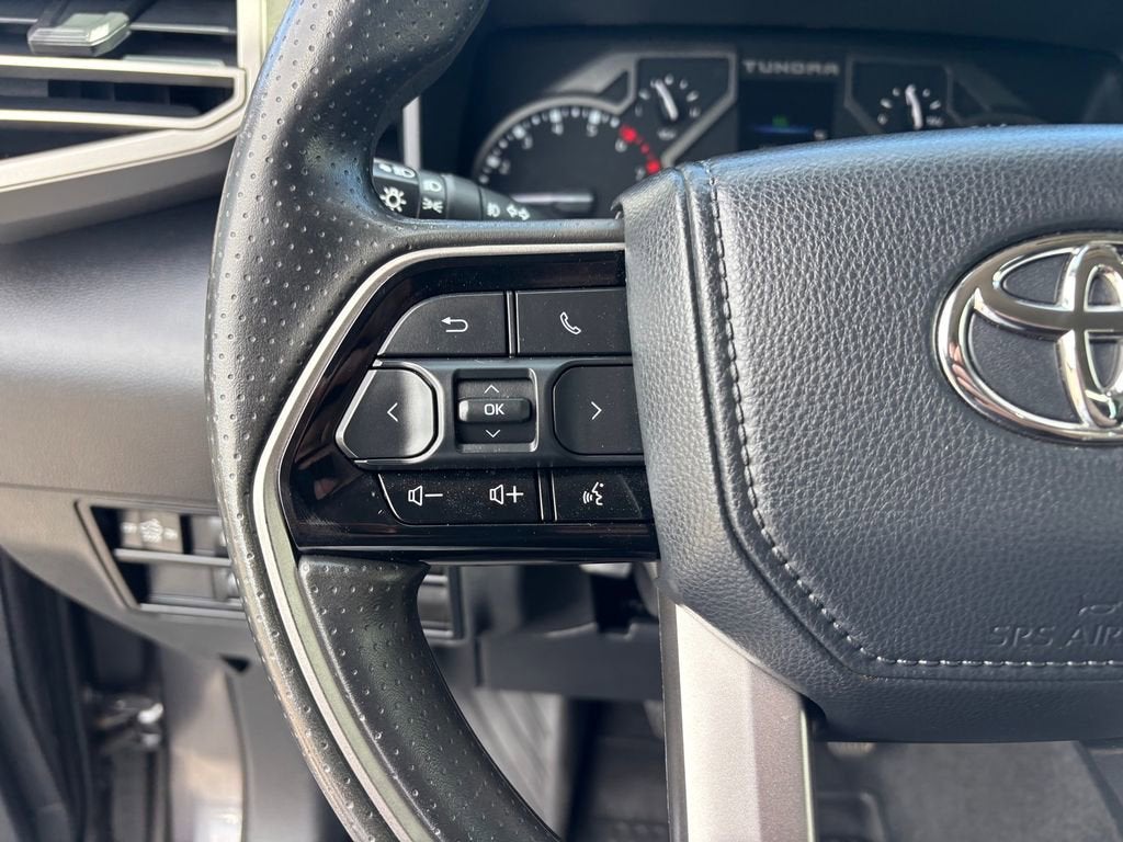 2022 Toyota Tundra 4WD SR5