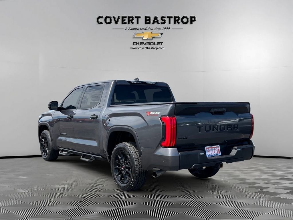 2022 Toyota Tundra 4WD SR5