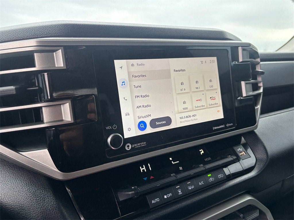 2023 Toyota Tundra 4WD SR5