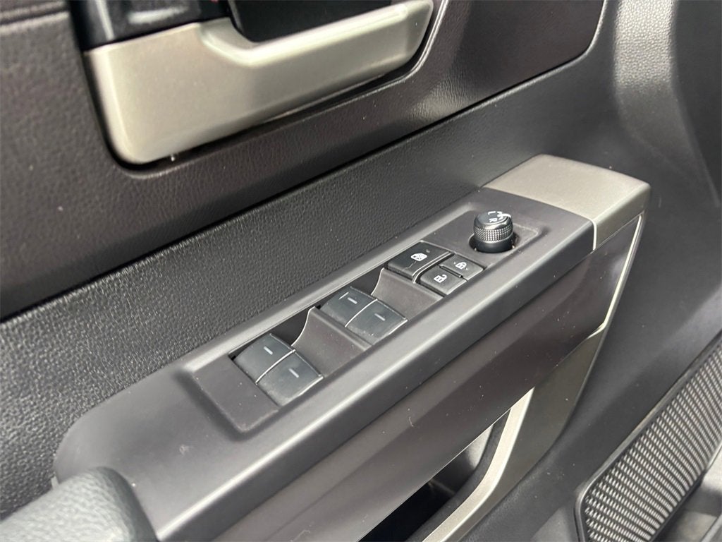 2023 Toyota Tundra 4WD SR5