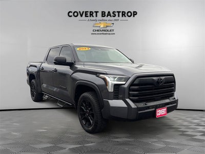 2023 Toyota Tundra 4WD SR5