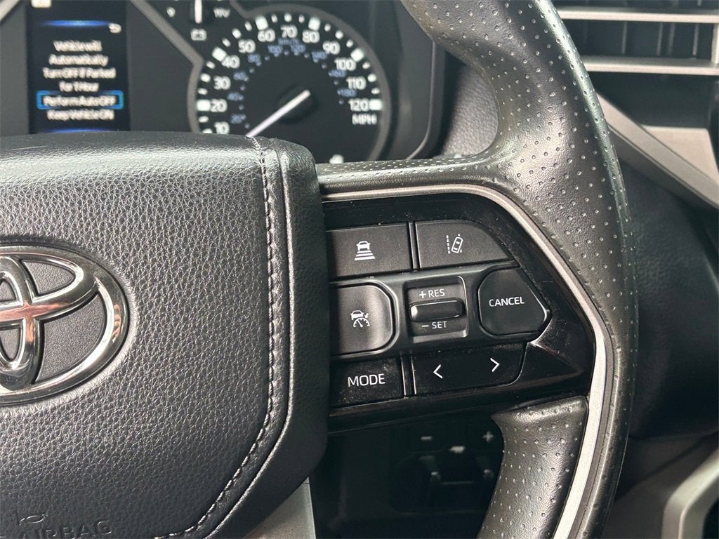 2023 Toyota Tundra 4WD SR5