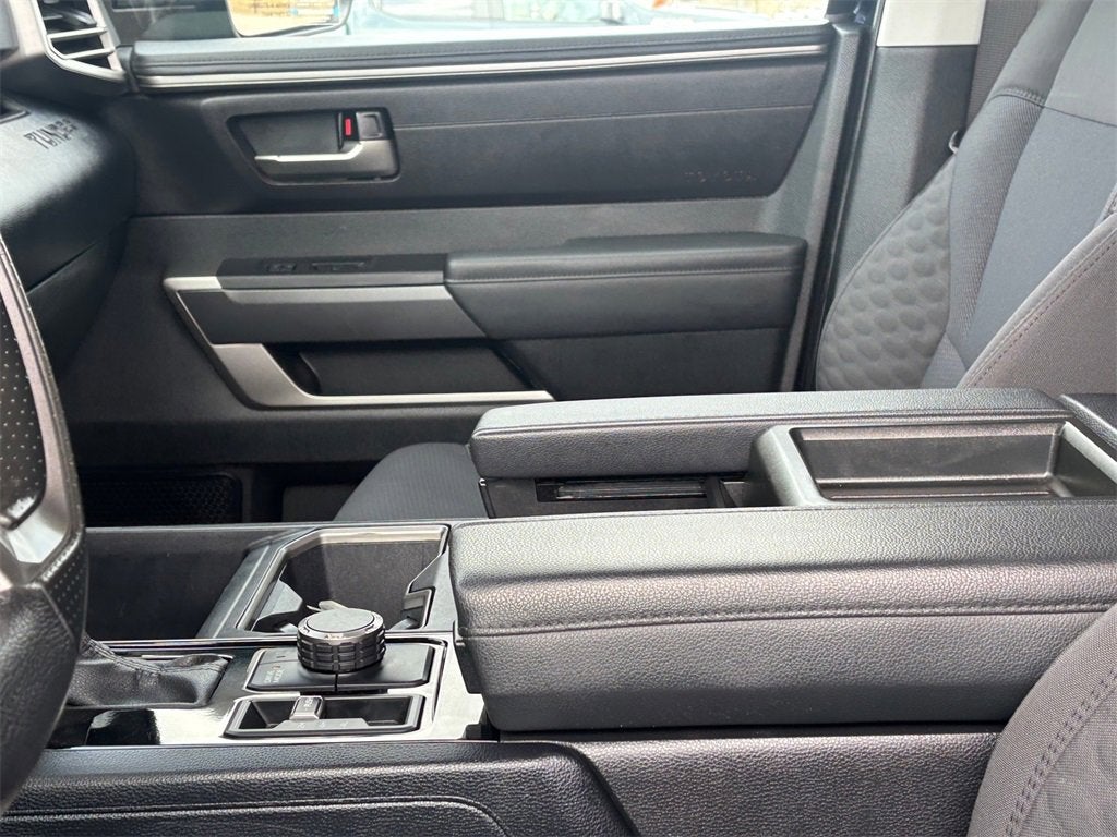 2023 Toyota Tundra 4WD SR5