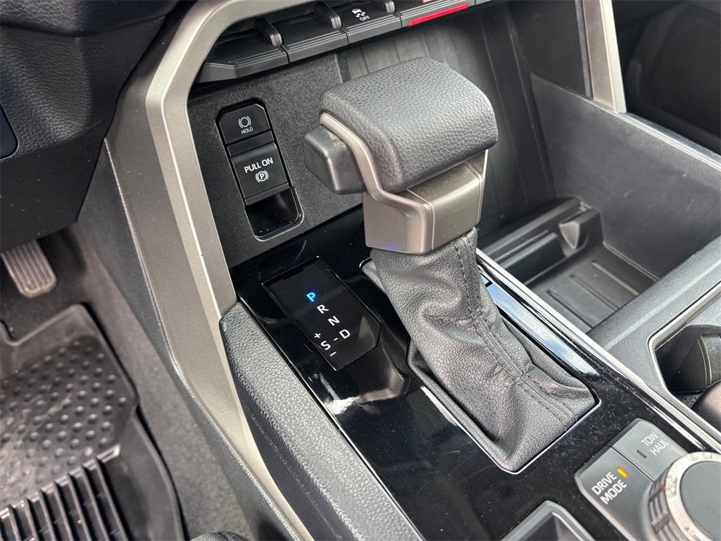 2023 Toyota Tundra 4WD SR5