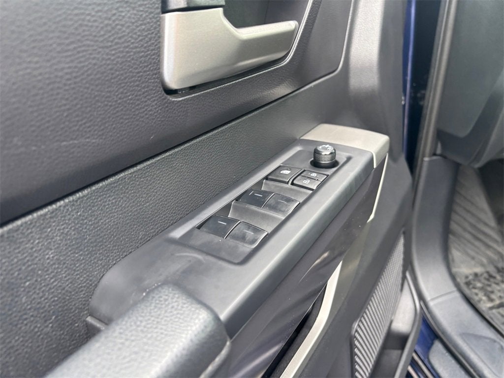 2023 Toyota Tundra 4WD SR5