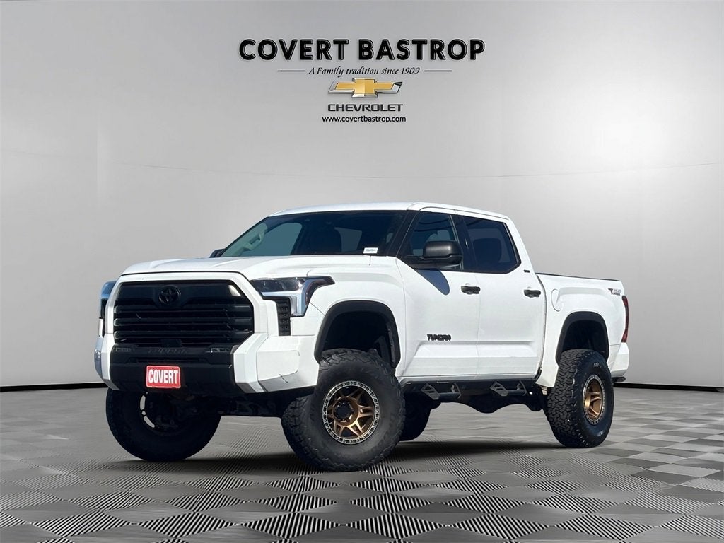 2023 Toyota Tundra 4WD SR5