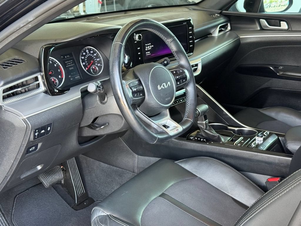 2022 Kia K5 GT-Line