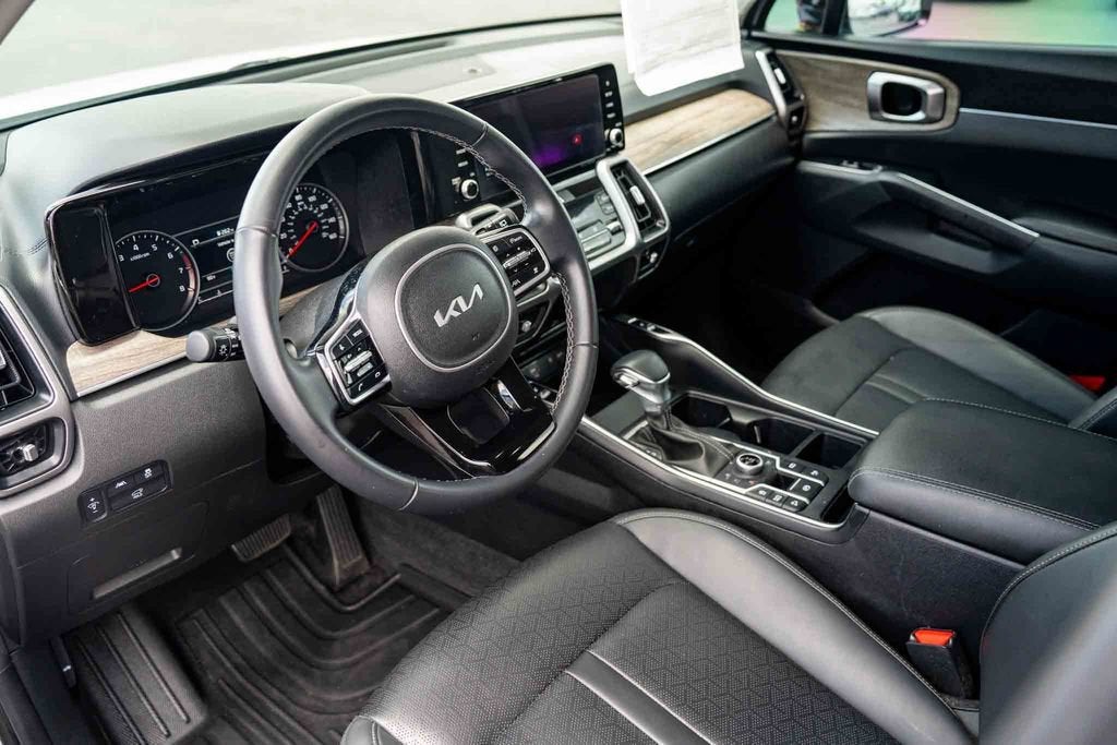 2023 Kia Sorento X-Line EX