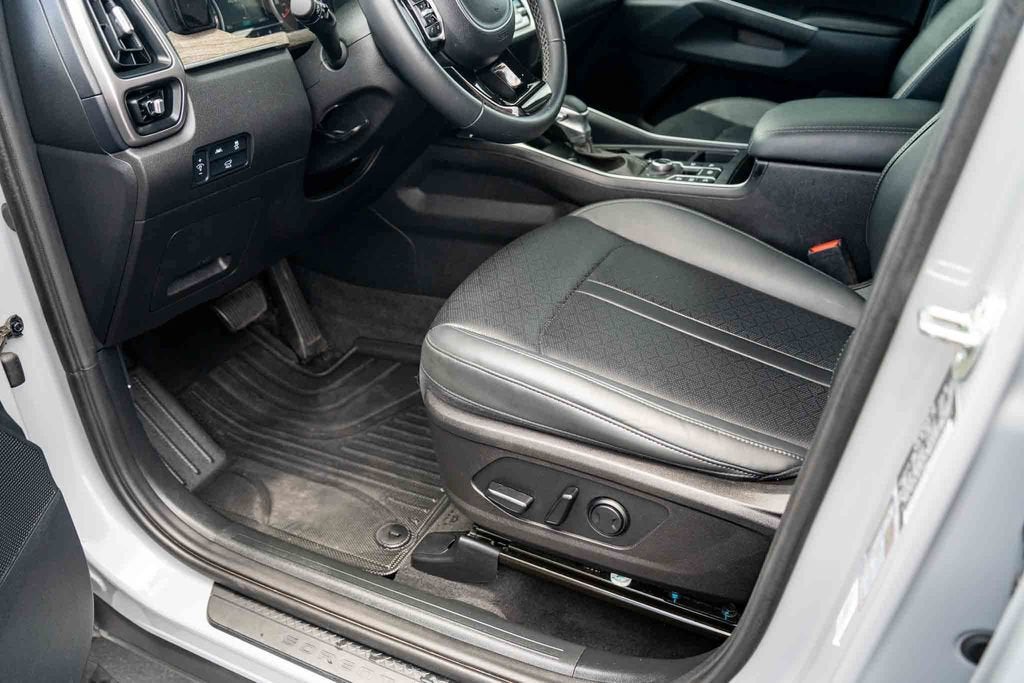2023 Kia Sorento X-Line EX