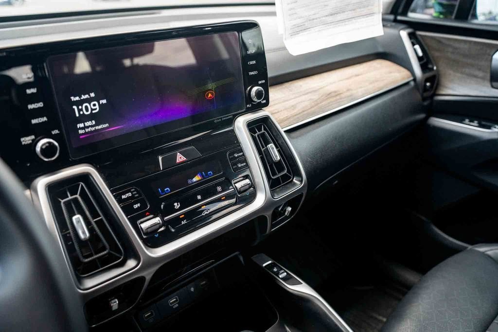 2023 Kia Sorento X-Line EX