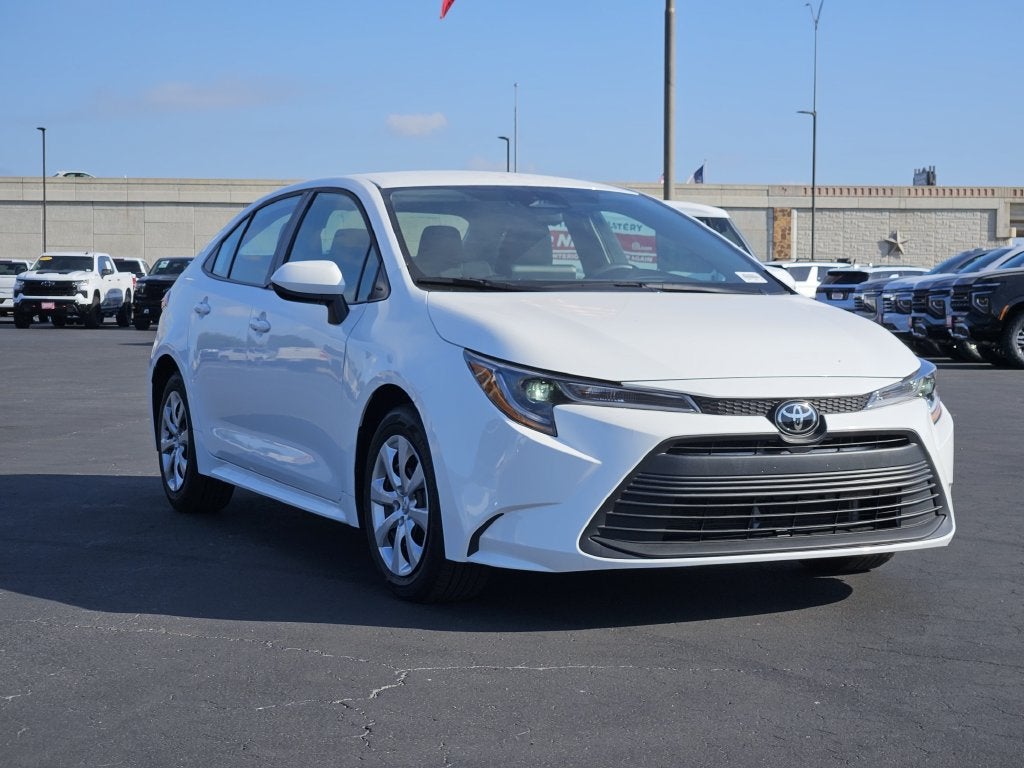 2025 Toyota Corolla LE