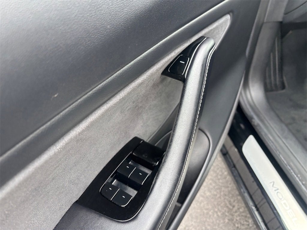 2018 Tesla Model 3 Mid Range