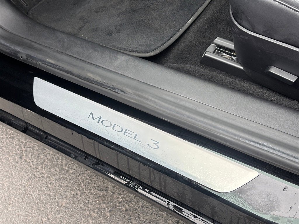 2018 Tesla Model 3 Mid Range