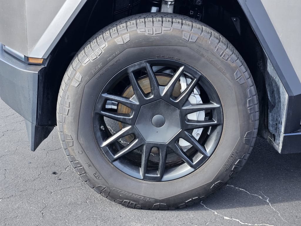 2024 Tesla Cybertruck Cyberbeast
