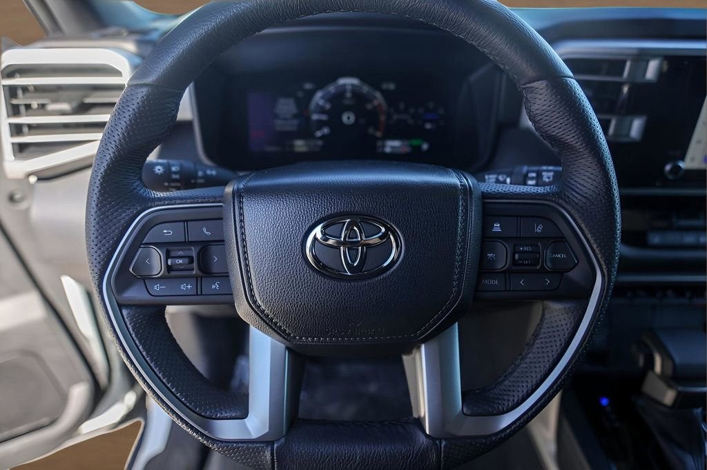 2025 Toyota Sequoia SR5