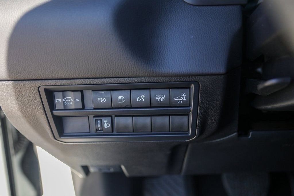 2025 Toyota Sequoia SR5