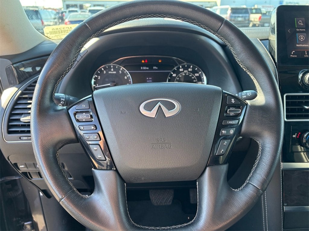 2024 INFINITI QX80 LUXE