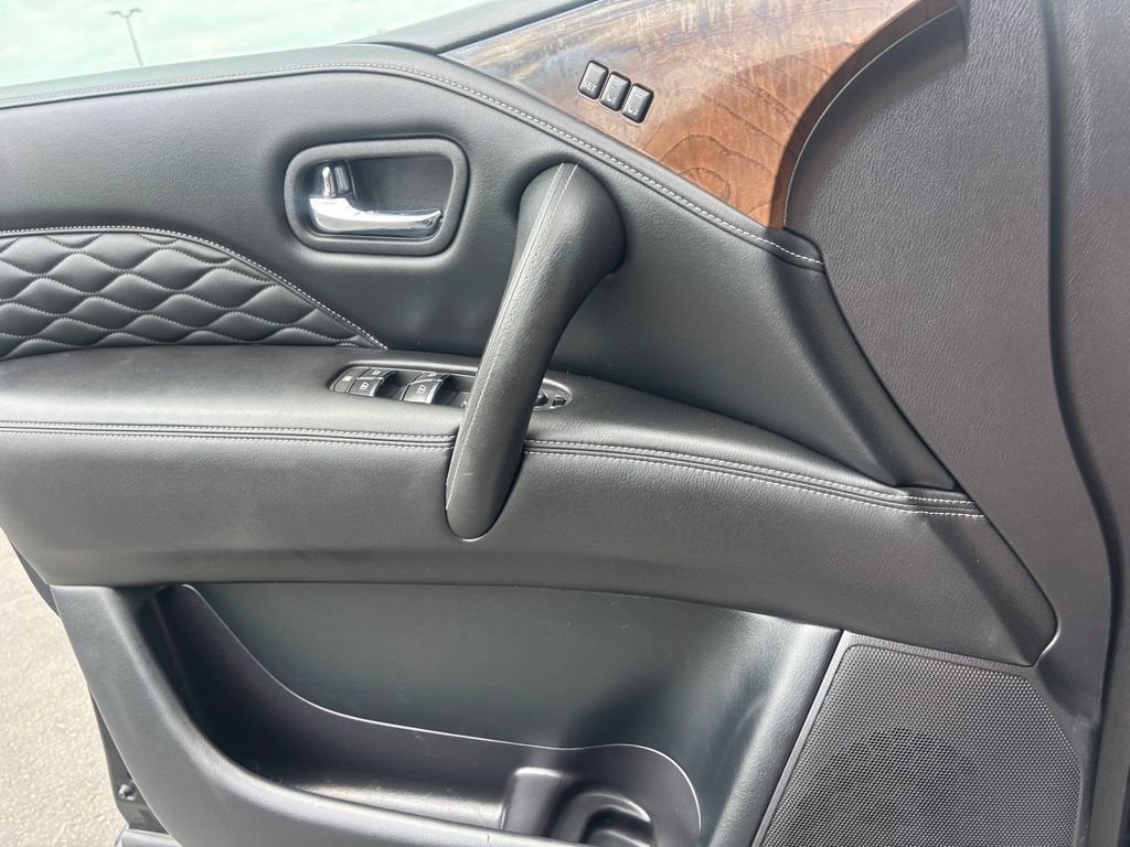 2019 INFINITI QX80 LUXE