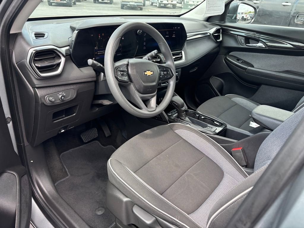 2025 Chevrolet Trailblazer LS