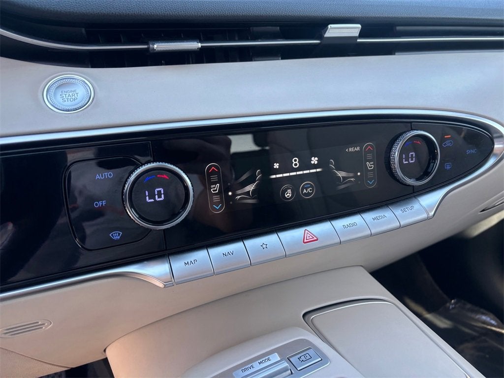 2023 Genesis GV70 2.5T