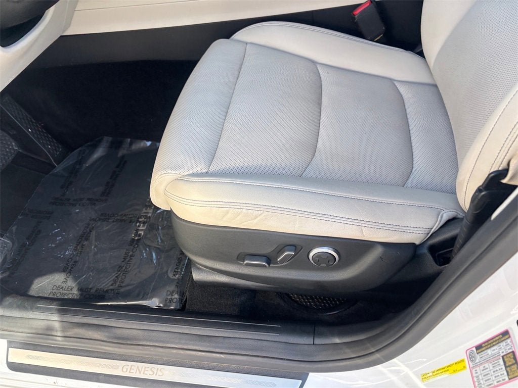 2023 Genesis GV70 2.5T