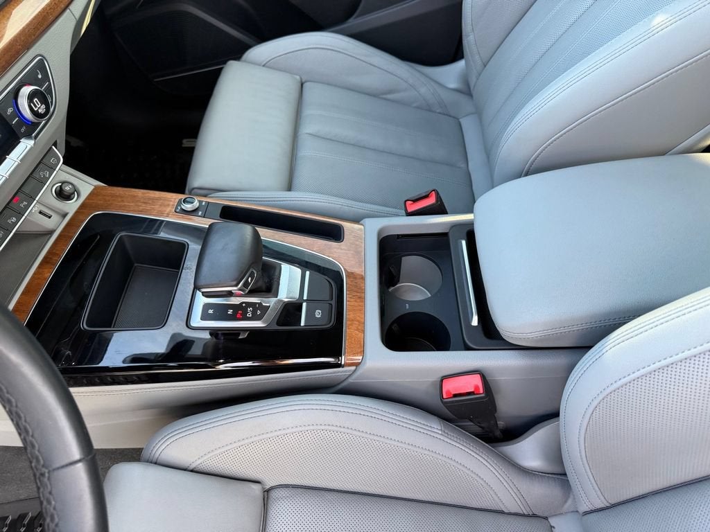 2022 Audi Q5 Prestige 45 TFSI S line quattro S tronic