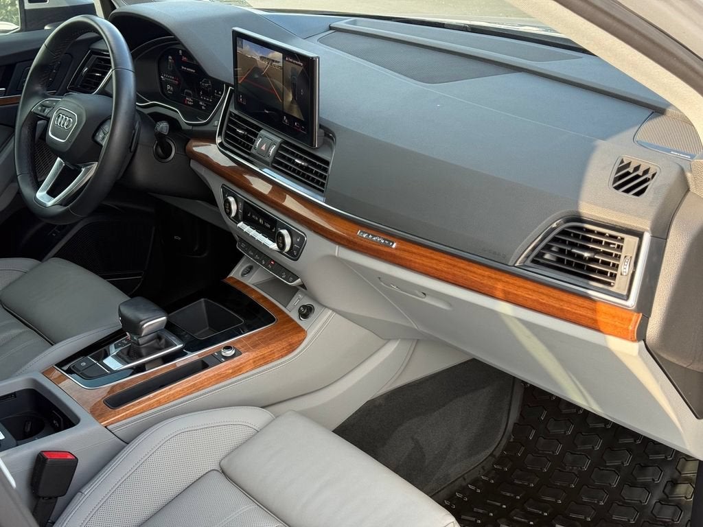 2022 Audi Q5 Prestige 45 TFSI S line quattro S tronic
